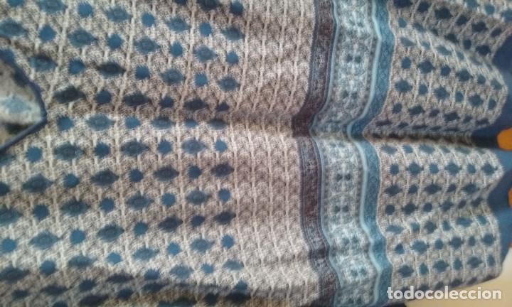 Segunda mano: camiseta estampada azules - Foto 3