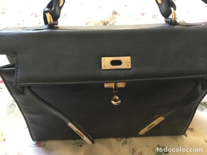 Bolso negro de piel años 60 modelo hermes - Vendido en Venta Directa -  135591814