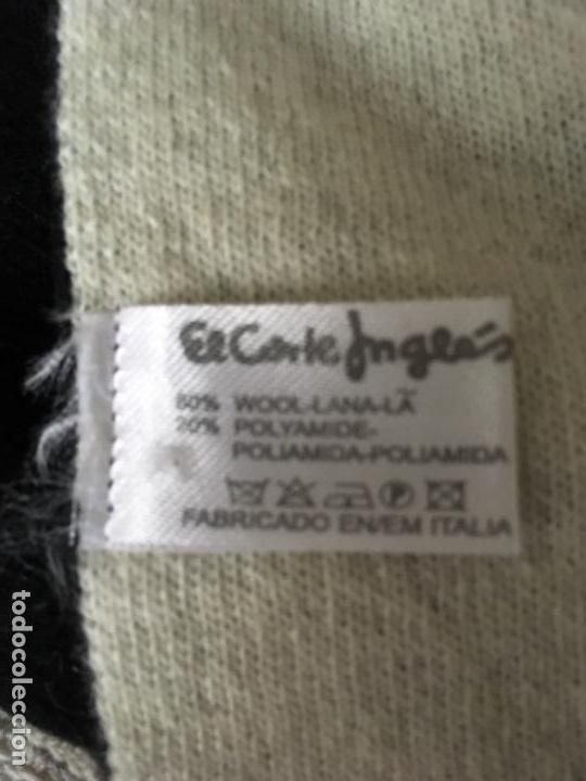 Segunda mano: BUFANDA REVERSIBLE - Foto 4