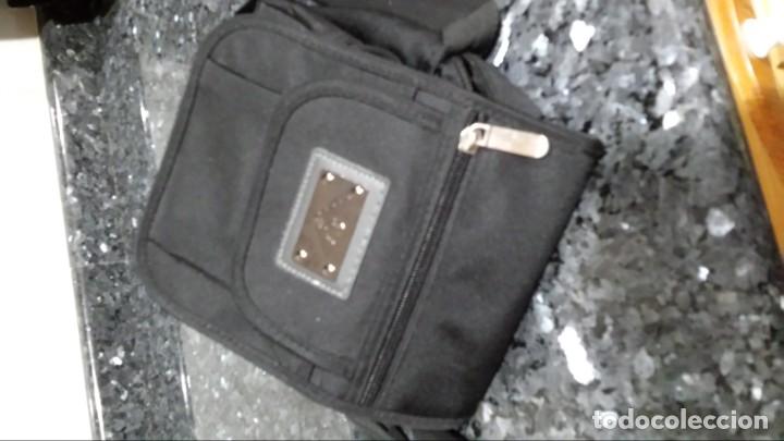 Segunda mano: Bolsa/o de hombre. - Foto 4