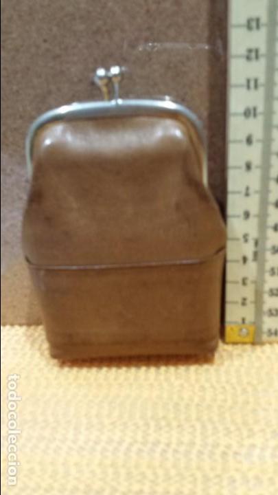 Segunda mano: Cartera de mujer de piel. - Foto 1