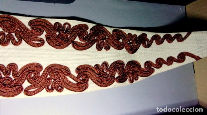Segunda mano: CINTUR&Oacute;N FAJ&Iacute;N BORDADO BLANCO - Foto 6