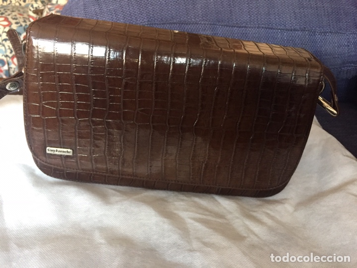 Segunda mano: Bolso marr&oacute;n Guy Laroche aut&eacute;ntico - Foto 2