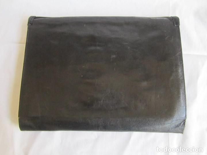 Segunda mano: Cartera para documentos en cuero negro - Foto 5