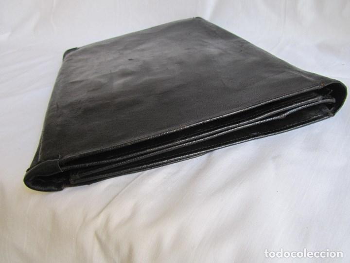 Segunda mano: Cartera para documentos en cuero negro - Foto 7