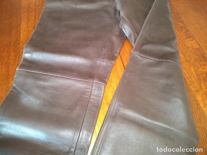 Segunda mano: Pantal&oacute;n de cuero de mujer - Foto 6