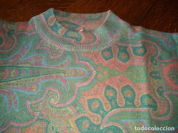 Segunda mano: Jersey mujer estampado en tonos verde y rosa - Foto 3