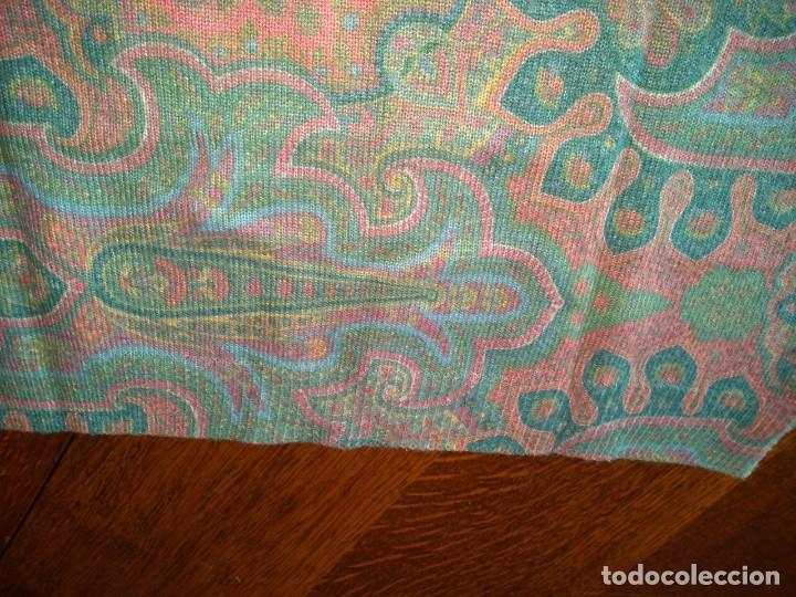 Segunda mano: Jersey mujer estampado en tonos verde y rosa - Foto 7