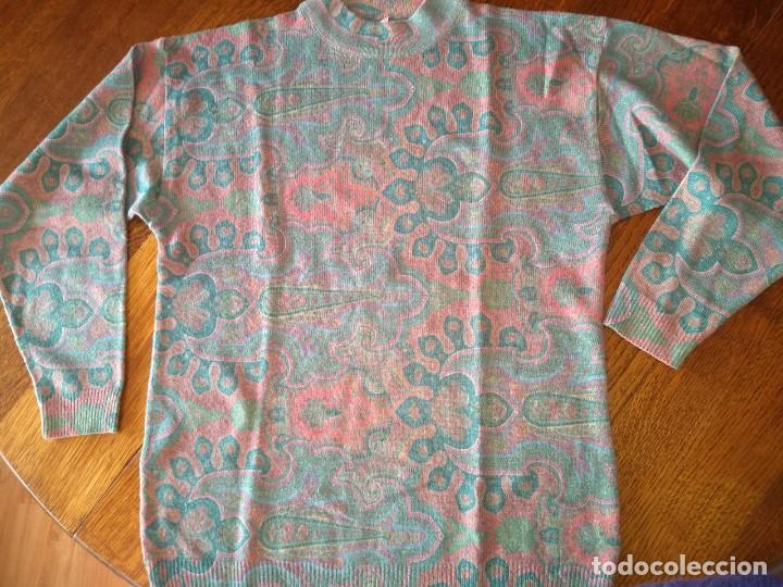 Segunda mano: Jersey mujer estampado en tonos verde y rosa - Foto 8