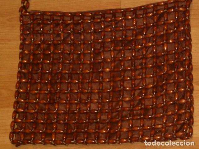 Segunda mano: BOLSO DE BOLAS DE MADERA. - Foto 5