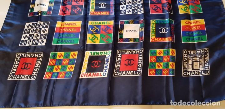 Segunda mano: GRAN PA&Ntilde;UELO DE SEDA VINTAGE CHANEL - Foto 2