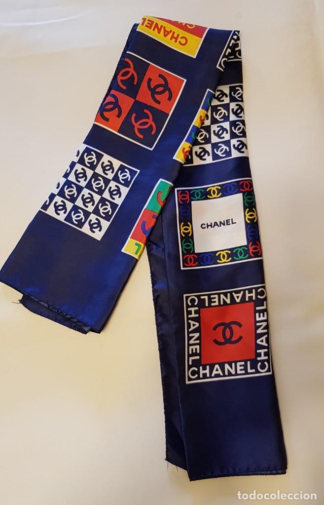 Segunda mano: GRAN PA&Ntilde;UELO DE SEDA VINTAGE CHANEL - Foto 4