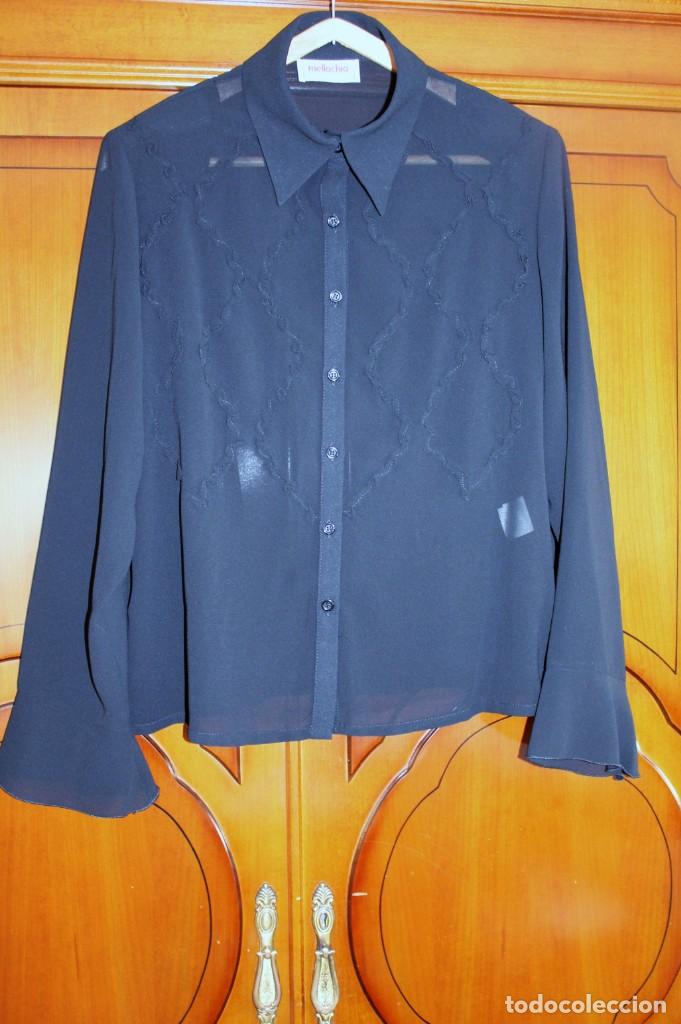 Segunda mano: CAMISA DE SE&Ntilde;ORA - Foto 2