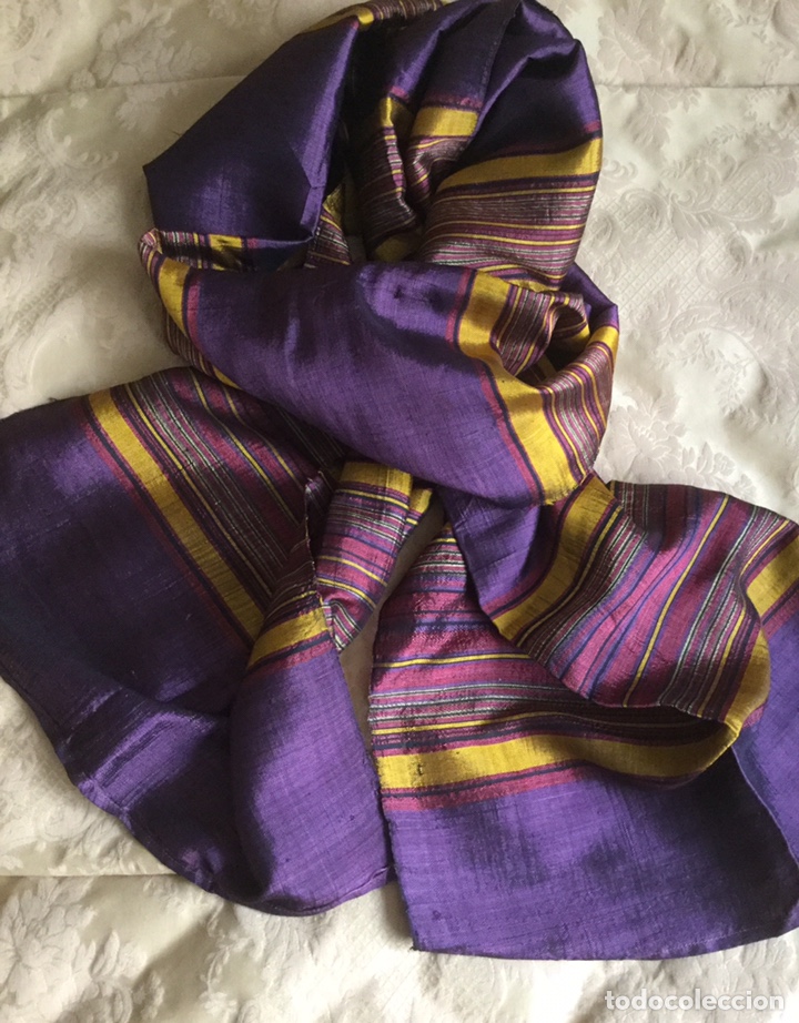 Segunda mano: CHAL FULAR VINTAGE DE SEDA COLOR MORADO - Foto 8