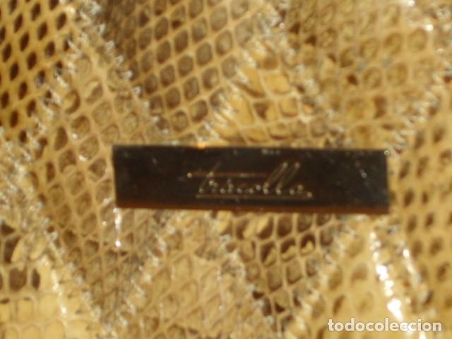 Segunda mano: BOLSO DE PIEL DE SERPIENTE,EL CORTE INGLES. - Foto 3