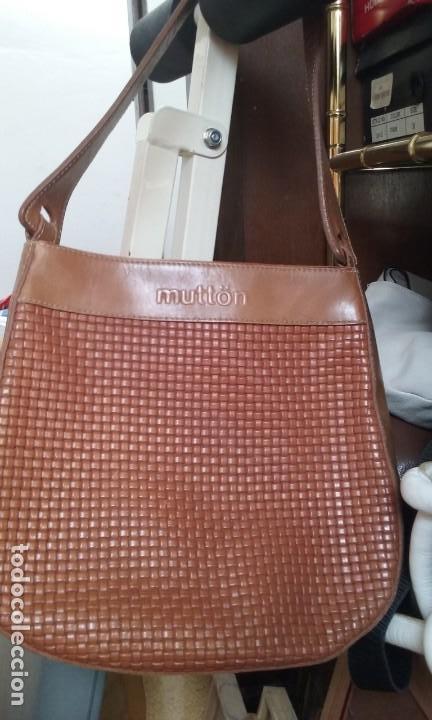 Segunda mano: Bolso piel trenzada - Foto 1