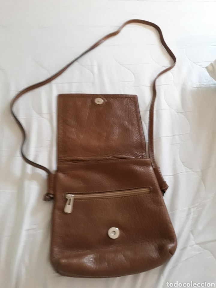 Segunda mano: BOLSO PIEL PEQUE&Ntilde;O - Foto 1