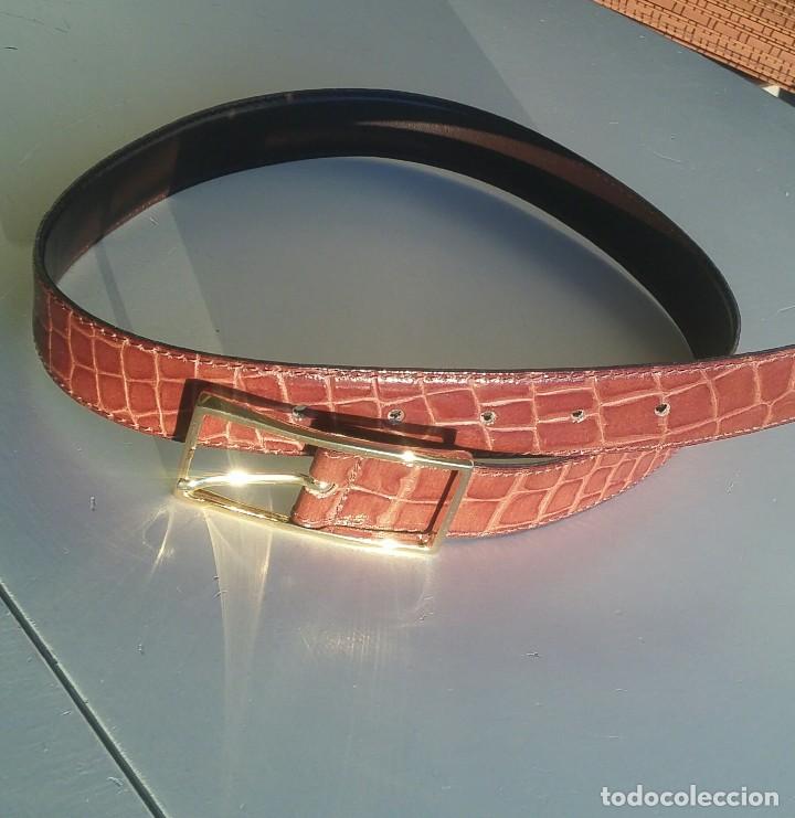 Segunda mano: Cintur&oacute;n piel exterior, interior sint&eacute;tico - Foto 2