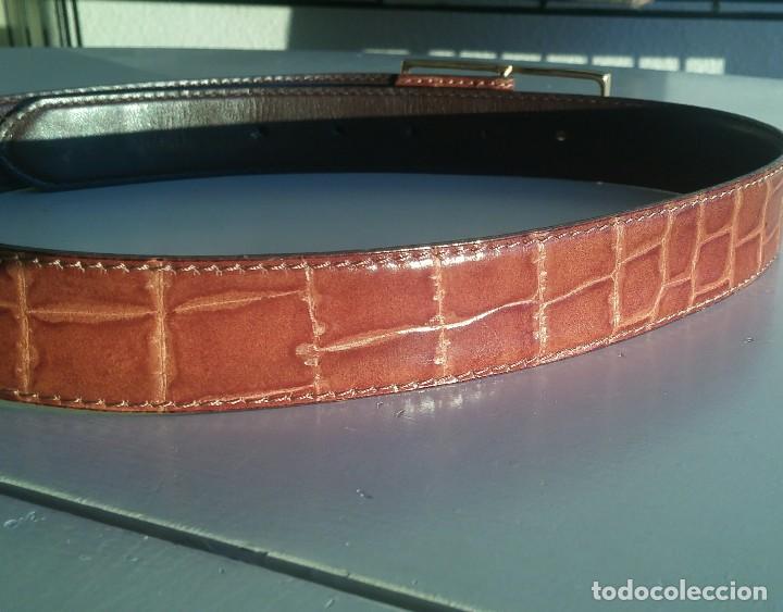 Segunda mano: Cintur&oacute;n piel exterior, interior sint&eacute;tico - Foto 4