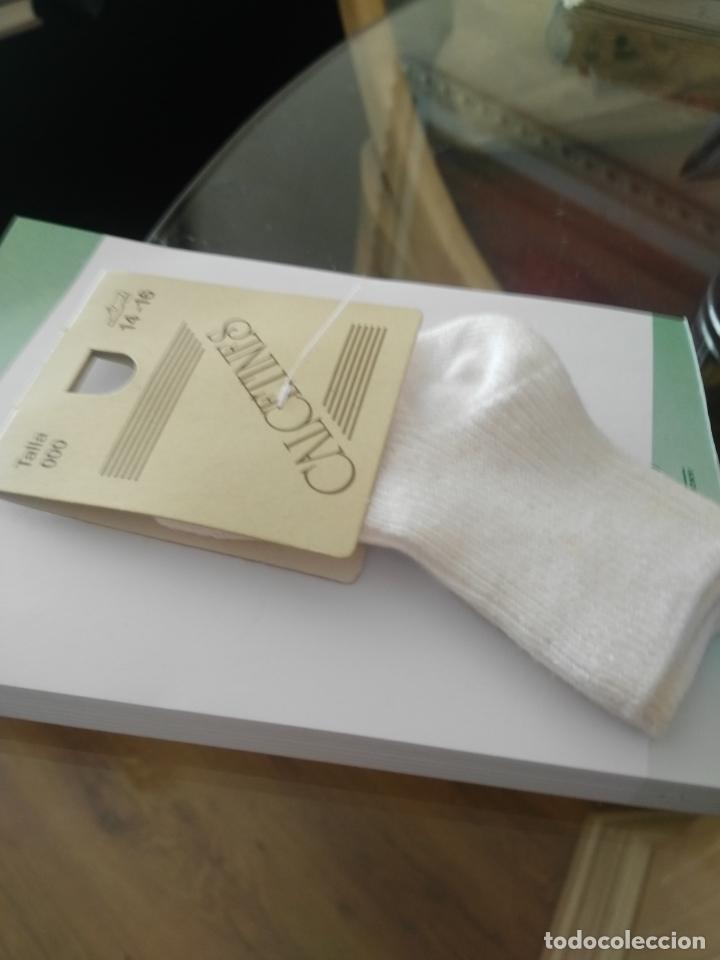 Segunda mano: Calcetines v&aacute;lidos para mu&ntilde;eca - Foto 1