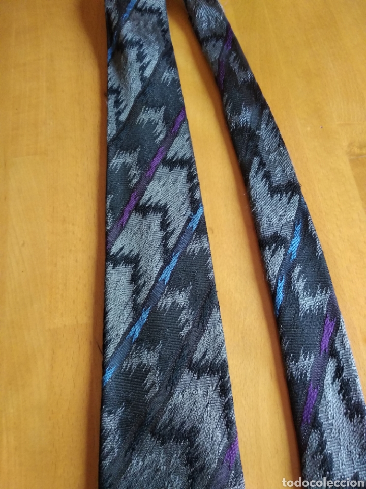 Segunda mano: Corbata 100 % seda - Foto 4