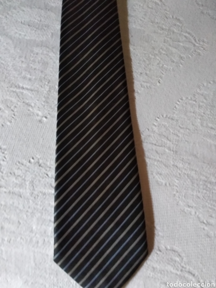 Segunda mano: Corbata de franjas - Foto 1
