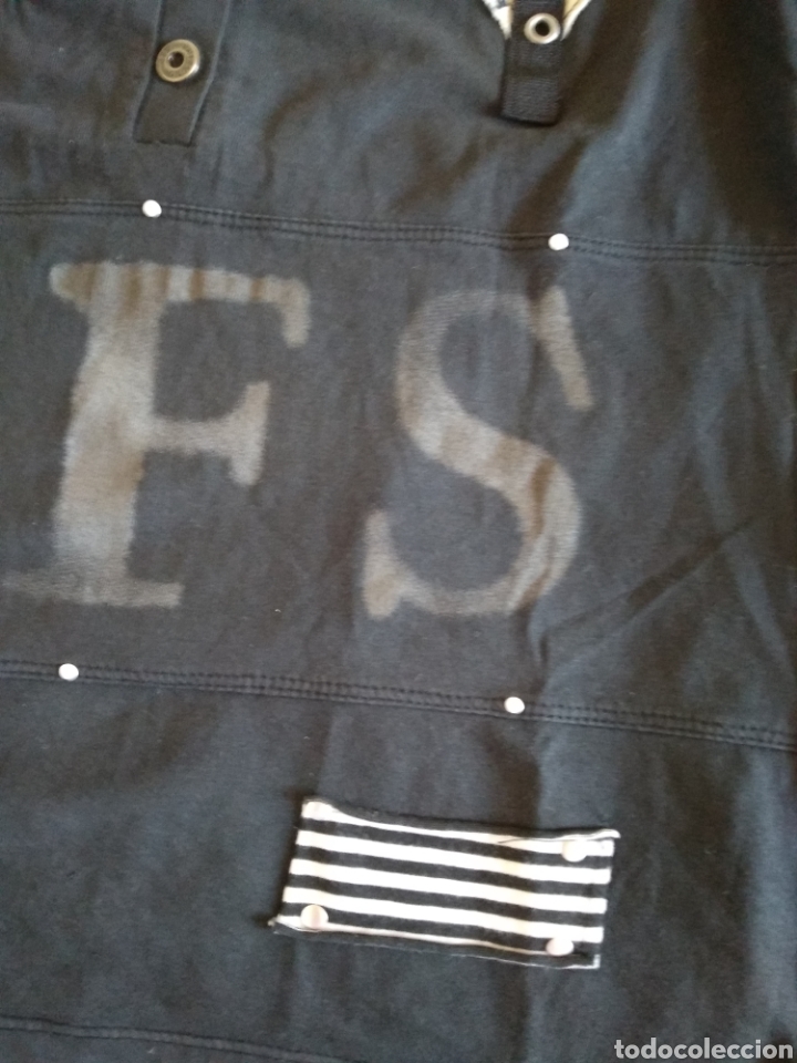 Segunda mano: Camiseta GENFINS - Foto 3