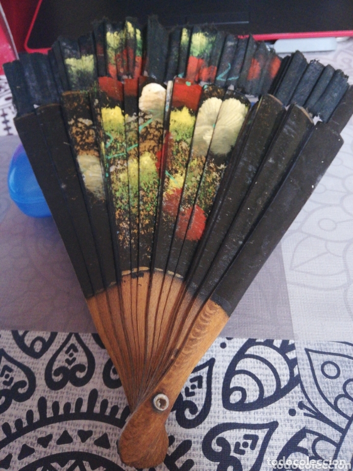 Segunda mano: Abanico de madera pintado a mano - Foto 2