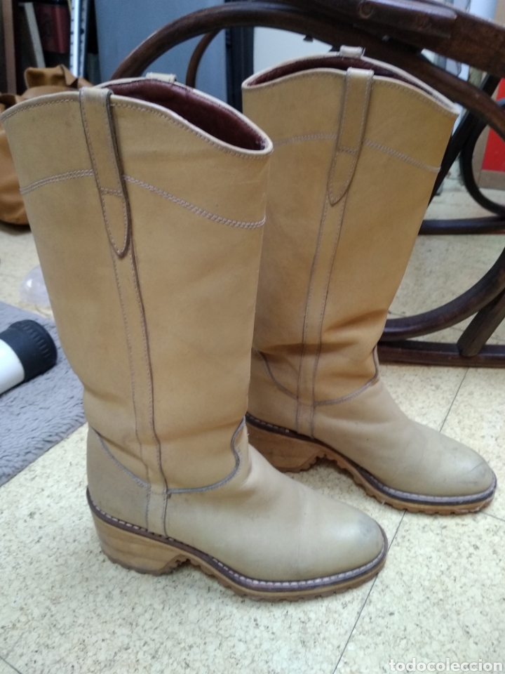 Segunda mano: Botas de piel FLAVIA - Foto 1