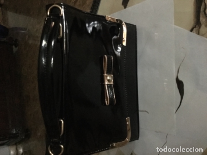 Segunda mano: Bolso charol negro - Foto 2