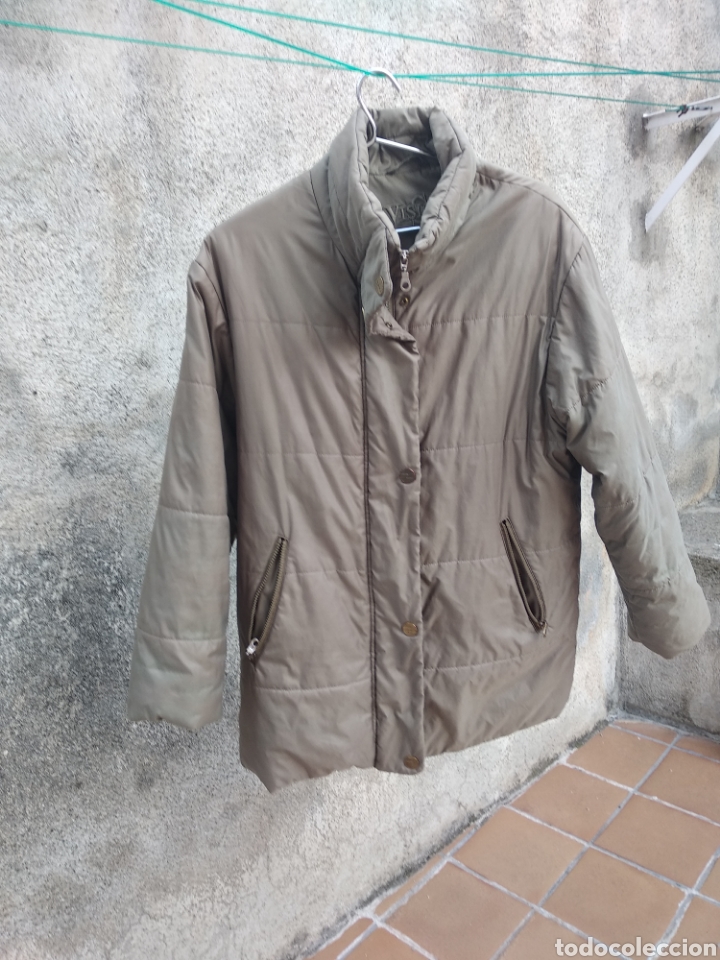 Segunda mano: Chaqueta de abrigo, no pesa nada. - Foto 11