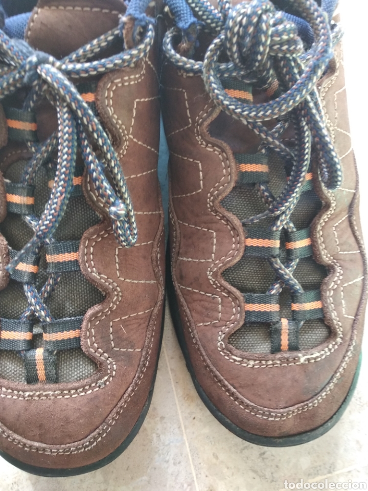 Segunda mano: Zapato con suela grabada - Foto 2