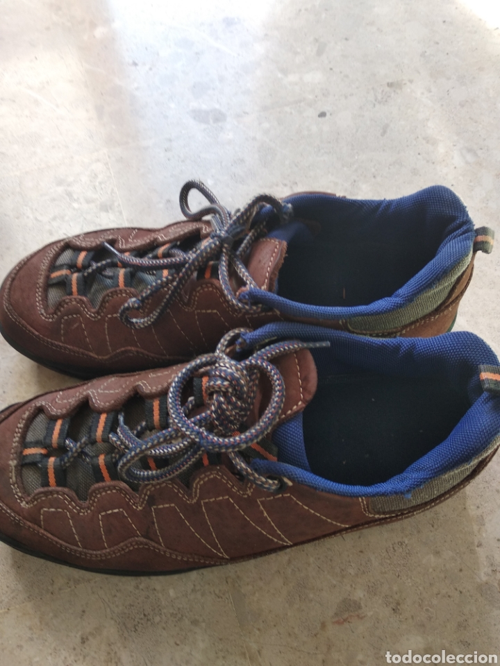 Segunda mano: Zapato con suela grabada - Foto 4