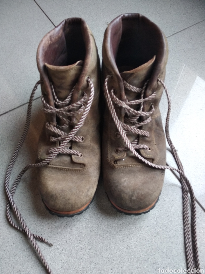 Segunda mano: Botas r&uacute;sticas, de piel - Foto 3