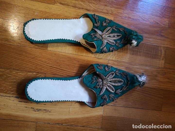 Segunda mano: babuchas bordadas - Foto 1