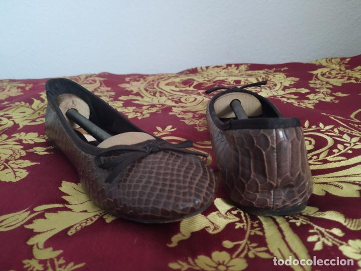 Segunda mano: Manoletinas bailarinas, Sfera. Marrones. Talla 39 - Foto 4