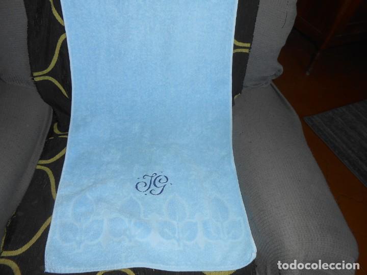 Segunda mano: TOALLA SIRENA --Marcada J G - - Foto 2