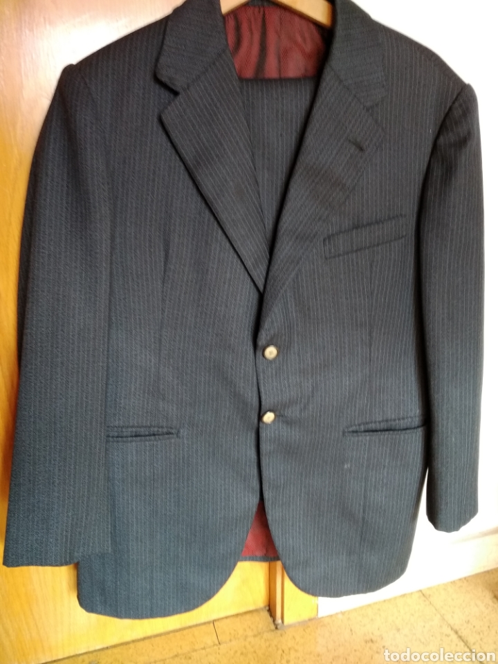 Segunda mano: Traje est&agrave;s gris - Foto 1