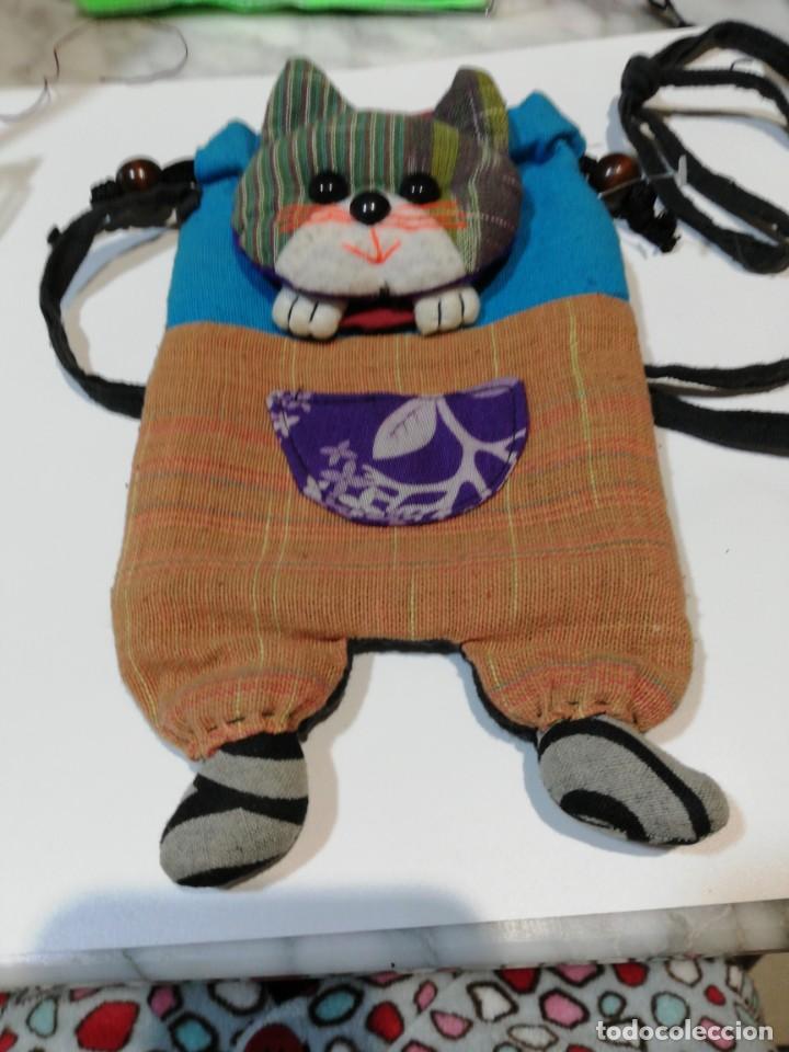 Segunda mano: C12 - bolso ni&ntilde;a con gatito. - Foto 1