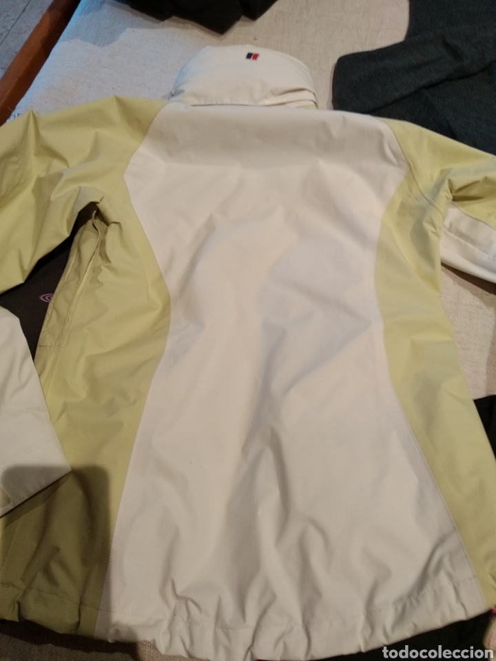 Segunda mano: Chaqueta Berghaus - Foto 4
