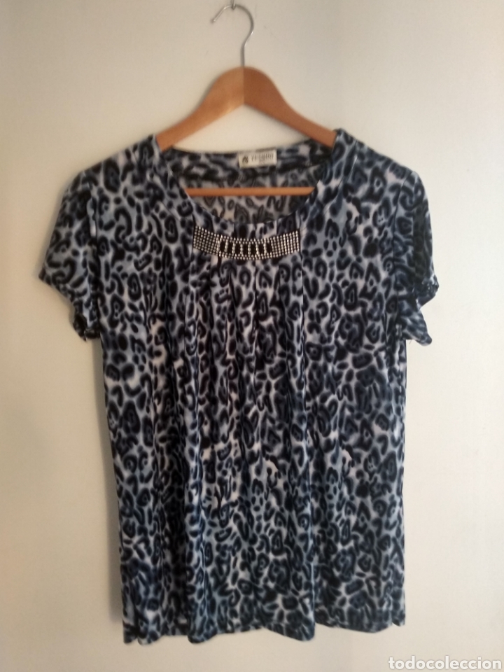 Segunda mano: Blusa o blus&oacute;n - Foto 2