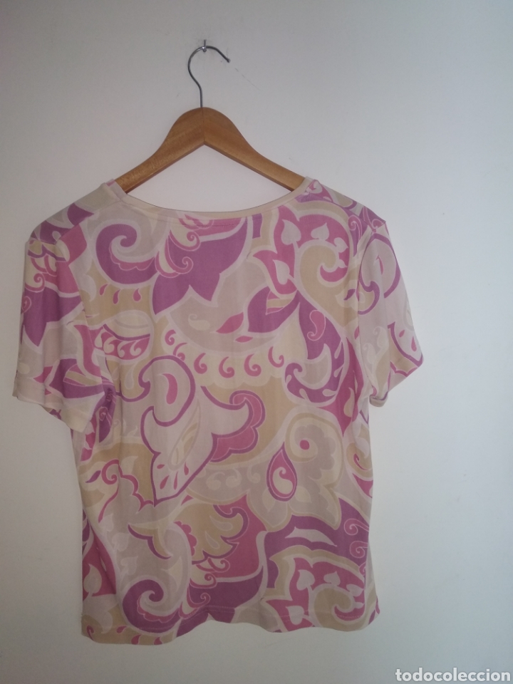 Segunda mano: Blusa o top estampado - Foto 2