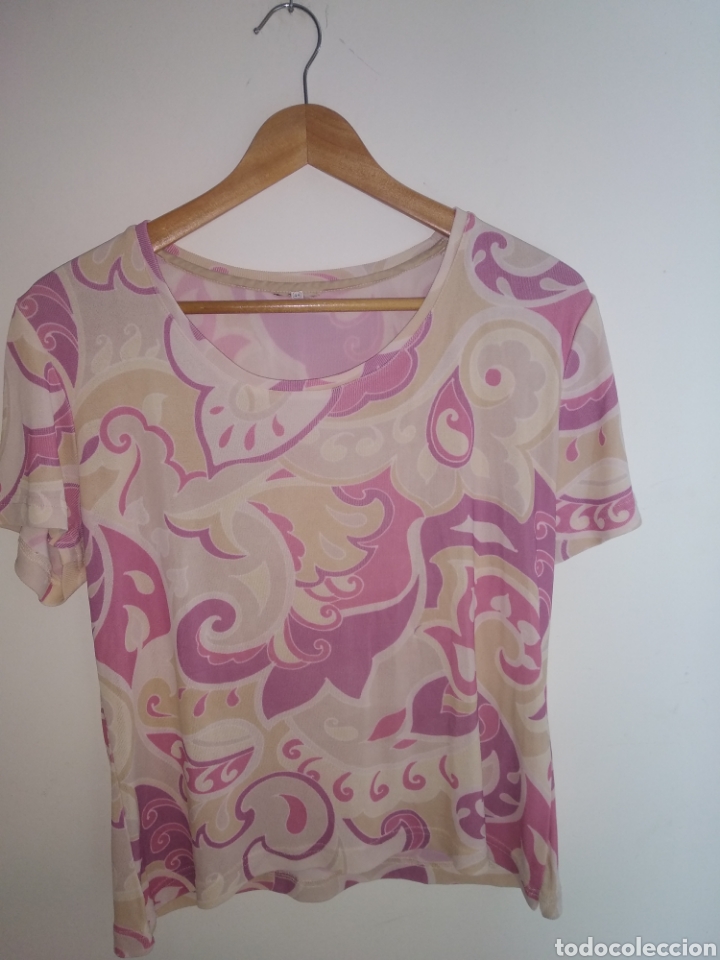 Segunda mano: Blusa o top estampado - Foto 1
