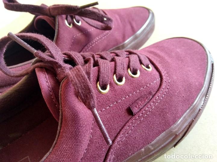 Segunda mano: Zapatillas -- Vans -- Modelo granate -- perfecto estado - Foto 3