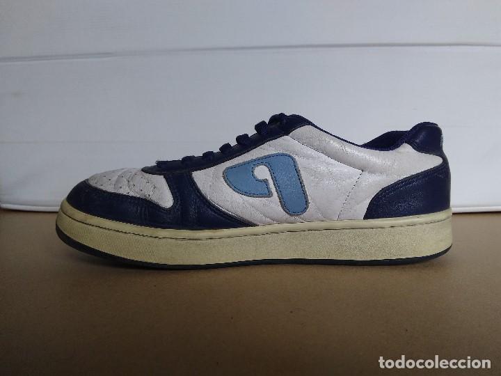 Segunda mano: Zapatillas -- Pointer -- Modelo Azul y Blanco - Foto 3