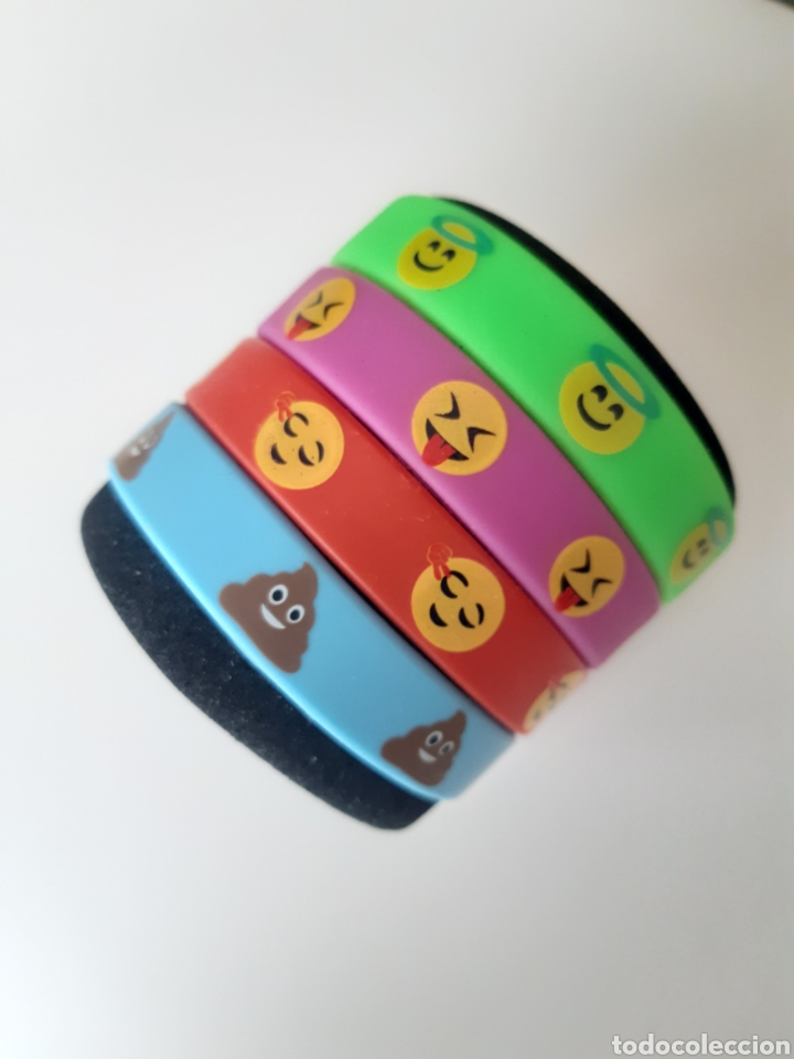 Segunda mano: LOTE 4 PULSERAS - EMOJI - PULSERA - Foto 2