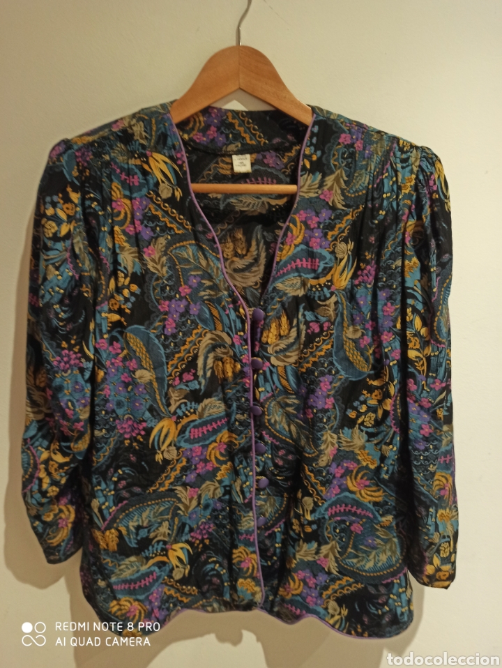 Segunda mano: espectacular blus&oacute;n o chaqueta - Foto 6