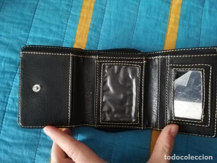 Segunda mano: CARTERA MONEDERO PEQUE&Ntilde;O MUJER CS-MODA - Foto 2