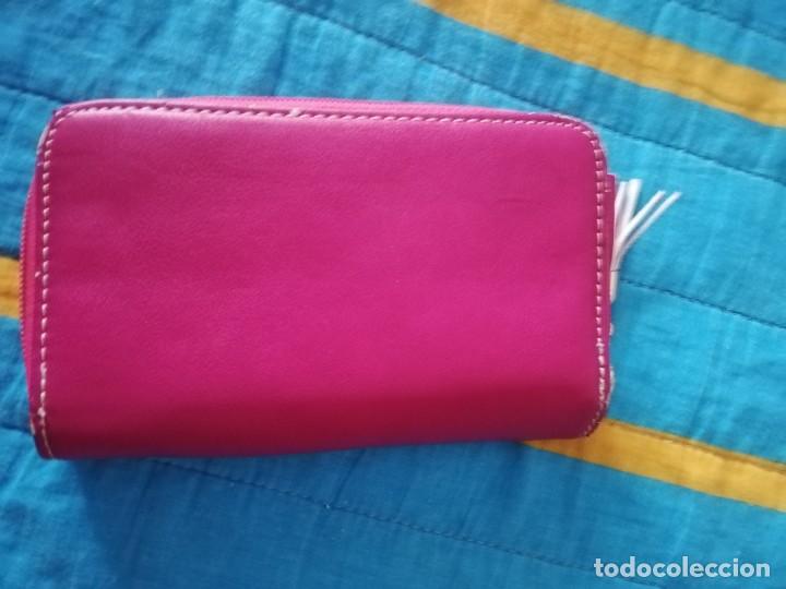 Segunda mano: CARTERA MONEDERO MUJER EN ROSA - Foto 4