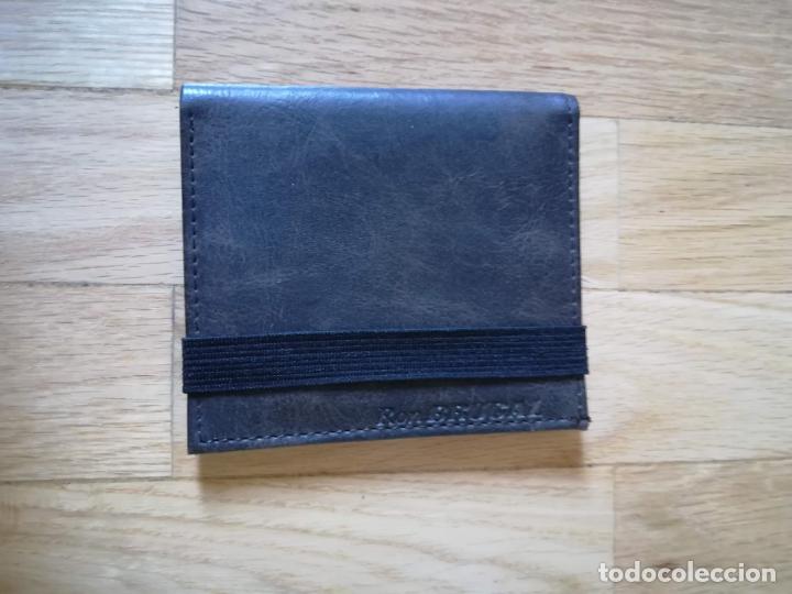 Segunda mano: Cartera billetero Ron Brugal - Foto 1
